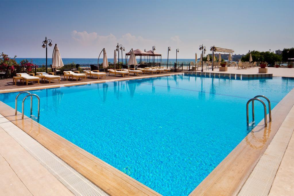 Ada Beach Hotel Kyrenia  Exterior foto